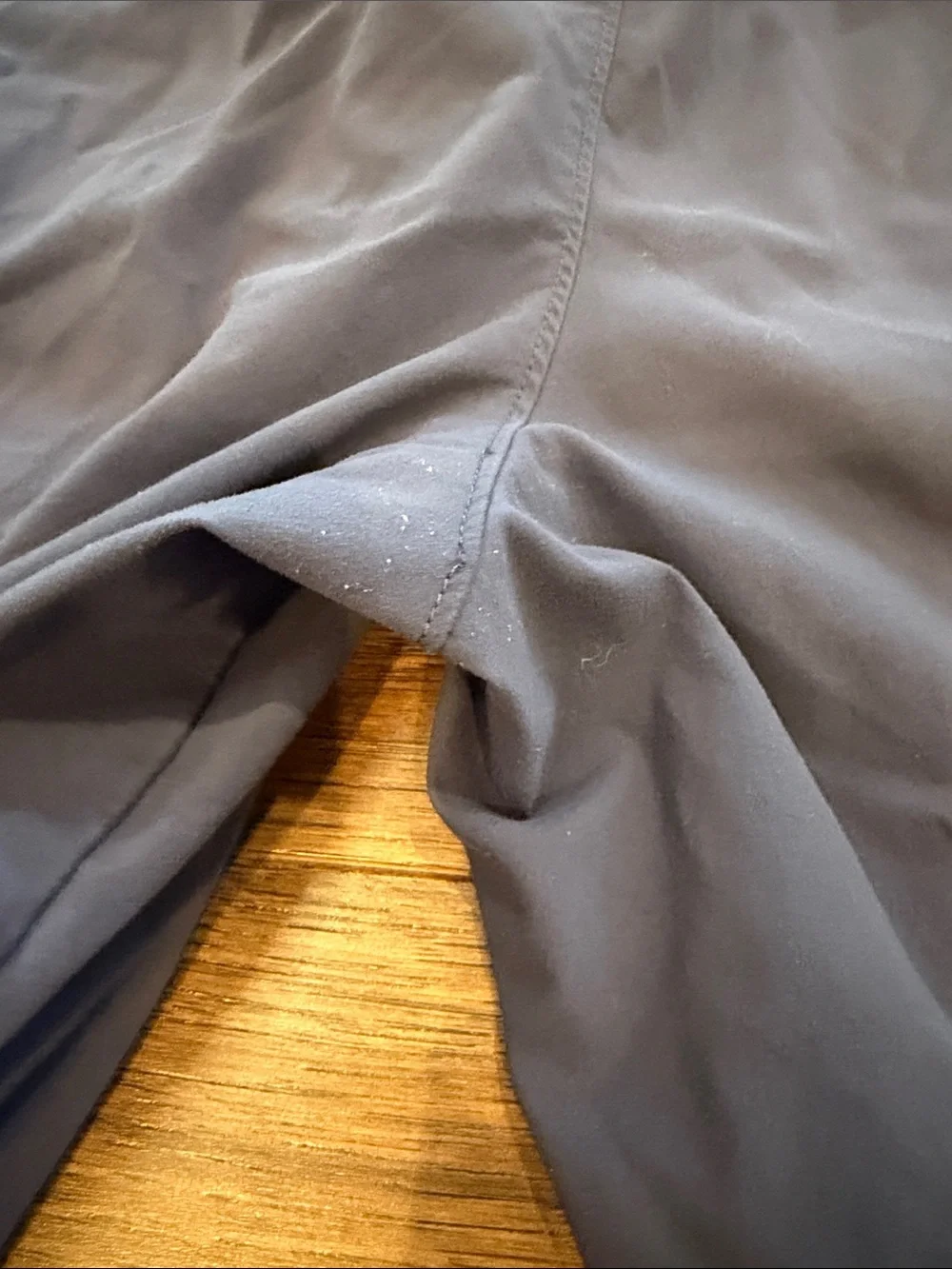 J. Crew Blie Athleisure Stretch Shorts in Size 36 with 9” Inseam - C10-054